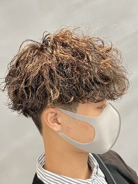 バース バイ ハピネス(BIRTH by happiness) ツイストスパイラルパーマツイストパーマメンズマッシュパーマ