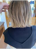 20代30代40代抜け感ショートレイヤーミルクティベージュ