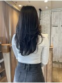 レイヤーを入れてロングでも軽い雰囲気に.・○