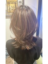 アンモーメント ベルヴィー 西宮北口店(Un moment Belle vie)&nbsp;ミディウルフレイヤー☆