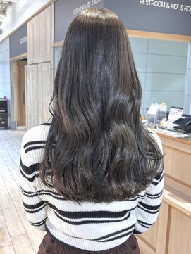 プラグ バイ ネオリーブ(plug by neolive) 似合わせカット×髪質改善[髪質改善/縮毛矯正/韓国]T