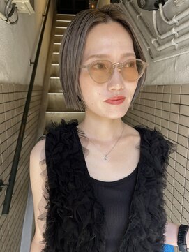 ノアール(noir) ベージュカラー