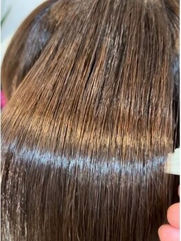 フォレスト(FOREST)の写真/クセやうねりでごわつくヘアがつるんとまとまる◎髪のまとまりで見た目の美しさもプラスに♪