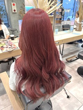 サーカス 町田(circus) 光発色◎ブリーチなしチェリーレッド