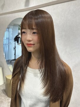 アドネ プライム(adne prime) レイヤーカット/ロングレイヤー/透明感カラー