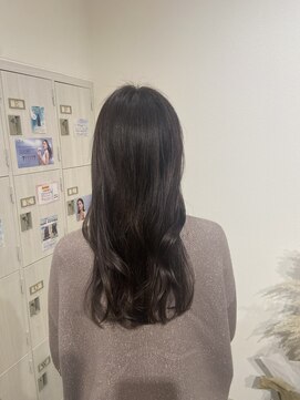 アッシュグレージュ