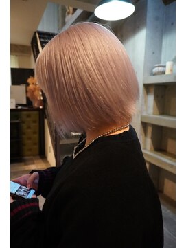 ココモ(KOKOMO) 【三野隼澄】ホワイトカラー/ブロンドカラー