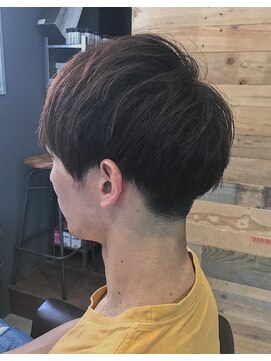 ヘアアイラッシュ リベット(hair eyelash RIVET) ラウンドマッシュ×ショート