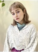 ハイトーン　短めバング　ゆるウェーブ