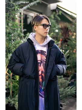 ボンド 三軒茶屋(Bond) アシメセンターパート×ポイントブリーチ【三軒茶屋 RYUKI】