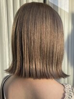 カムジーヘッドカミノウラ(COMEGHEAD KAMINOURA)&nbsp;ミルクティベージュカラーミニボブ大人ショートボブショート