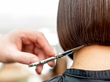 カット（スタイル）に合わせて矯正をする