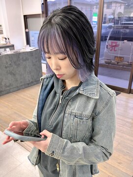 アイズ 東海大前(AIZU) インナーカラー ラベンダー ウルフボブ