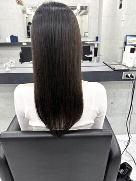 エンディアリング 東銀座(Endearing) ★レイヤーカット イメチェン 美髪 ホワイトブロンド