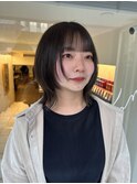 オリーブグレージュ カーキグレージュ 顔周りカット ボブウルフ
