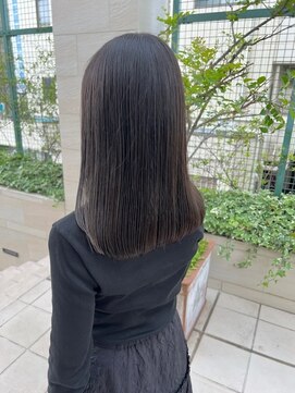 スタイル 成城学園前(STYLE) 伸ばしかけにオススメ 鎖骨下ミディアムカット オージュア