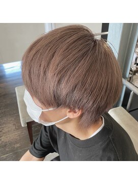 ヨルプラスディ(yoru+D) マッシュウルフ×ミルクティーベージュ