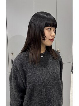 ウクラ バイ レシッド 池袋(uchla by rcid) ダークトーン☆顔周りレイヤーミディ