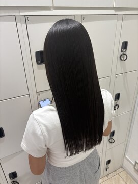 ケンジ 平塚 アネッタ(KENJE annetta) 艶髪/Aujuaトリートメント