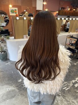 チャプター 問屋町(chapter) ケアカラーヘーゼルベージュ顔まわりレイヤーカット韓国ヘア