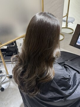 【miyon】韓国レイヤーカット×暗髪カラー×髪質改善 