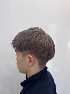 柔らかピンクベージュ