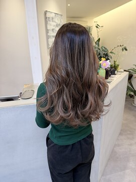 フェーディン(fa/din) ナチュラルバレイヤージュベージュ