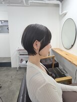 シー 自由が丘(sii.)&nbsp;コンパクトショート/丸みシルエットの大人ショートボブ