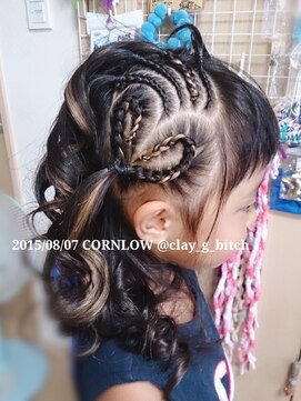 クレイジービッチ(CLAY G BITCH) 【¥3000~】仙台cornrow 簡単ハートコーンロー 仙台エクステ
