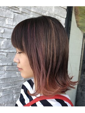 アールトゥーヘアー(art To Hair) 切りっぱなしボブ