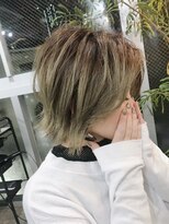 ルーファス 恵比寿 渋谷(Ruufus) ハイトーンの外ハネくびれボブ【Ruufus恵比寿渋谷】