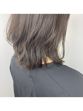 アヴァンス 江坂店(AVANCE.) グレーアッシュ