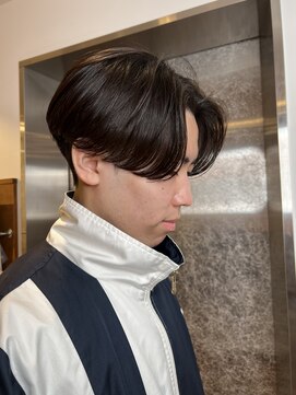 エクリ 麻布十番(equri) ニュアンスパーマセンターパート