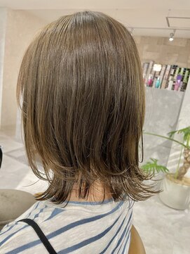 メレ 仙台(Mele) 艶感カラー＊まろやかベージュと外ハネミディアム＊