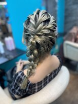 リエラ 新宿(RIERA)&nbsp;サイド寄せ編み下ろし