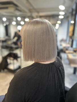 ラフ 難波店(LAFF) #セミディ#シアーカラー#ショートヘア#姫カット#ダークアッシュ