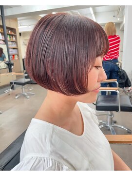 ユノ(juno) 【中目黒】大人かわいい丸みショートのクリーミーピーチカラー