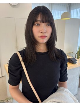 ユートゥイーズ つくば(U too e's) レイヤーカット/ 透明感カラー