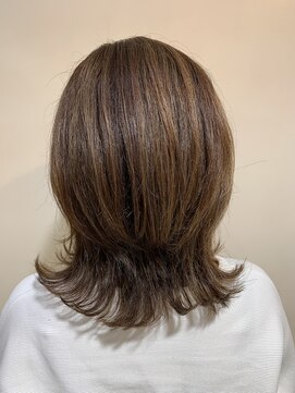 アズールサン 草加西口店(azule-sun) ハイライトカラー,ベージュ,外ハネレイヤー,白髪ぼかし