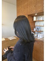 リリーアンドコー(LILY&CO.)&nbsp;暗髪カラー