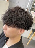 渋谷波巻きツイストスパイラルシャドウルーズパーマツーブロック