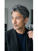 横浜桜木町メンズ白髪ぼかし★アップバング無造作ショート