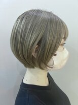 アンジェリーク(ANGELIQUE)&nbsp;グレージュ×ショートボブ