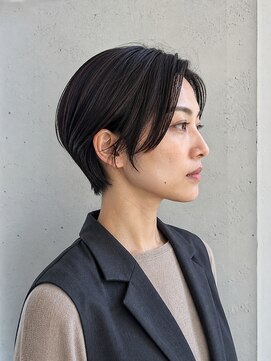ビープ(beep) 長め前髪で流れをつくる大人ショート