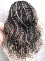 キラ 渋谷(KILLA)&nbsp;バレイヤージュ×シルバー×3Dカラーハイライト【KILLA】