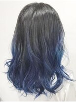 エーアイ 千石 巣鴨 白山店(Ai HAIR)&nbsp;裾カラーブルー
