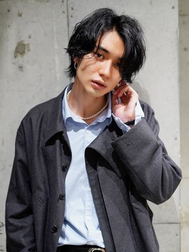 ライラ(Lyla) ハンサムプチウルフ ニュアンスパーマ