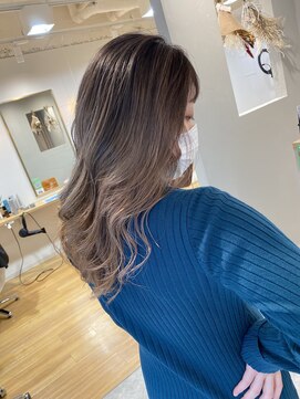 ヴィンス(vince) Balayage / milk tea beige ☆