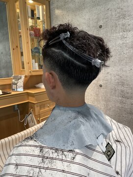 宮崎理容院 並木坂店 taper fade