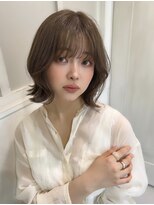 外ハネミディアムスタイル